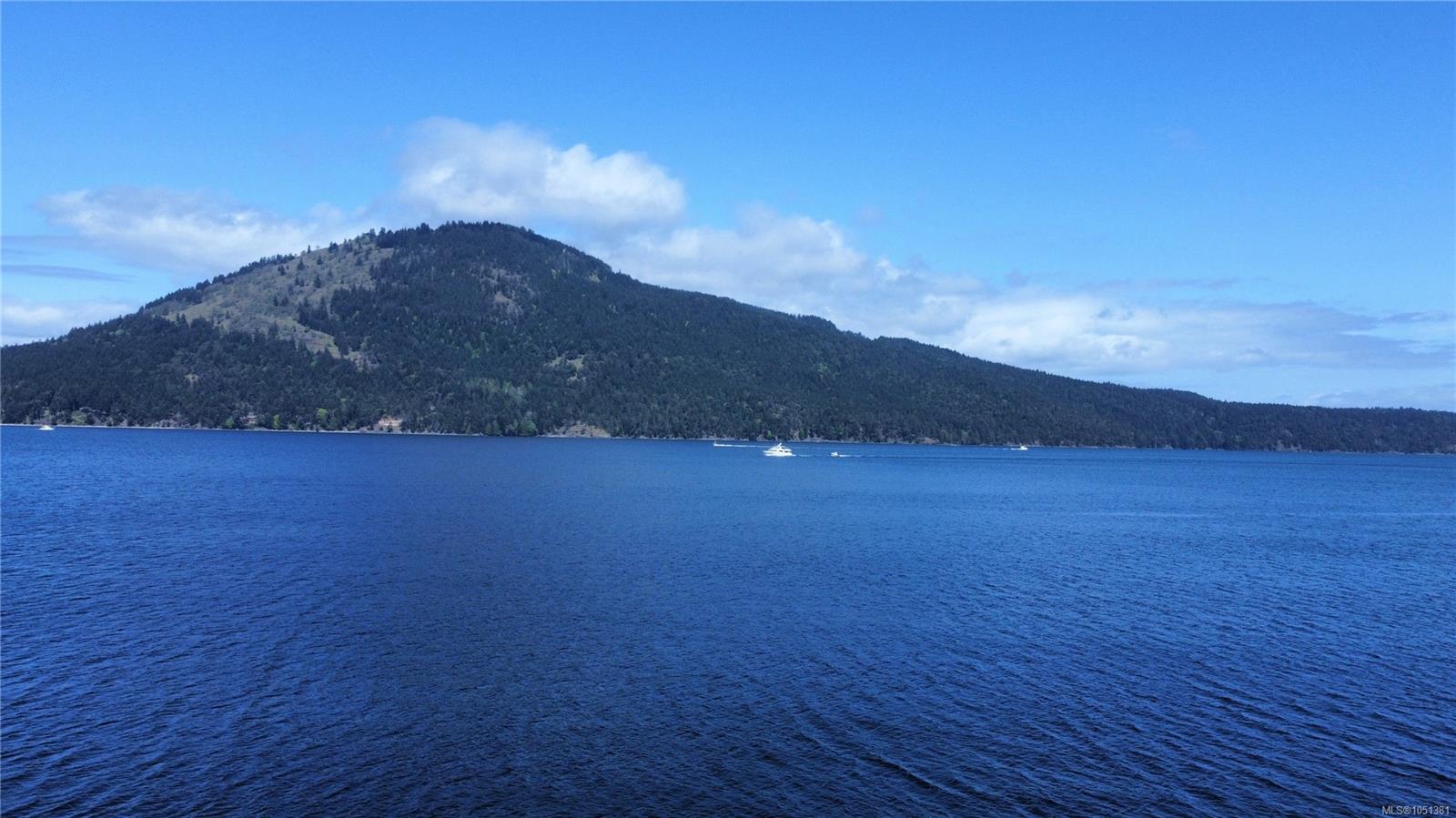 760 Lands End Rd — listing photo 5 of 46