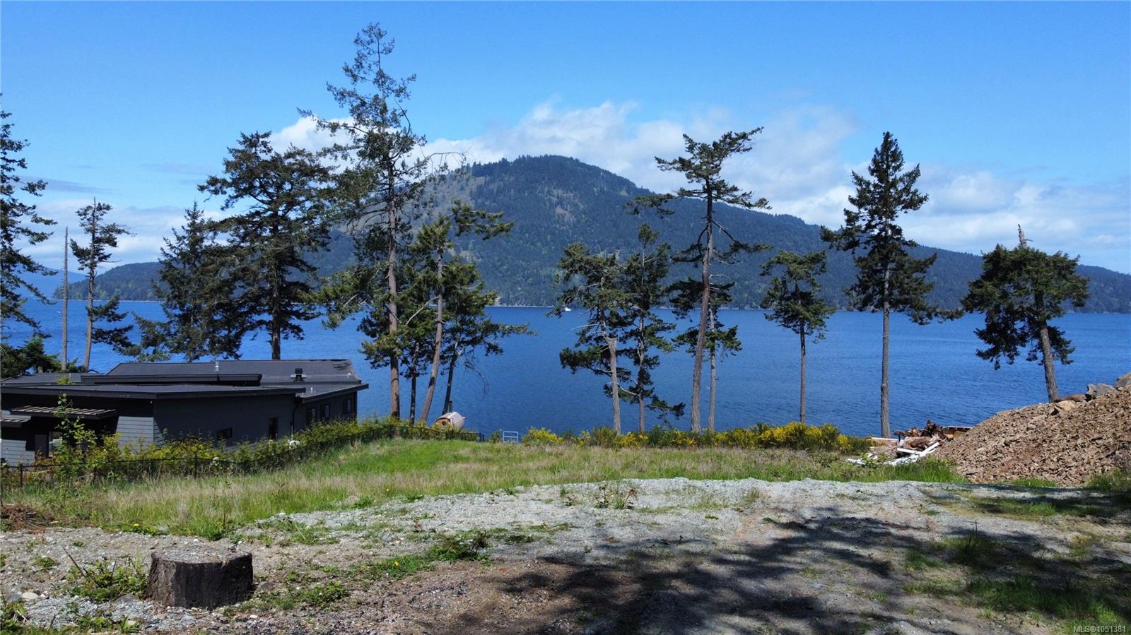 760 Lands End Rd — listing photo 9 of 46