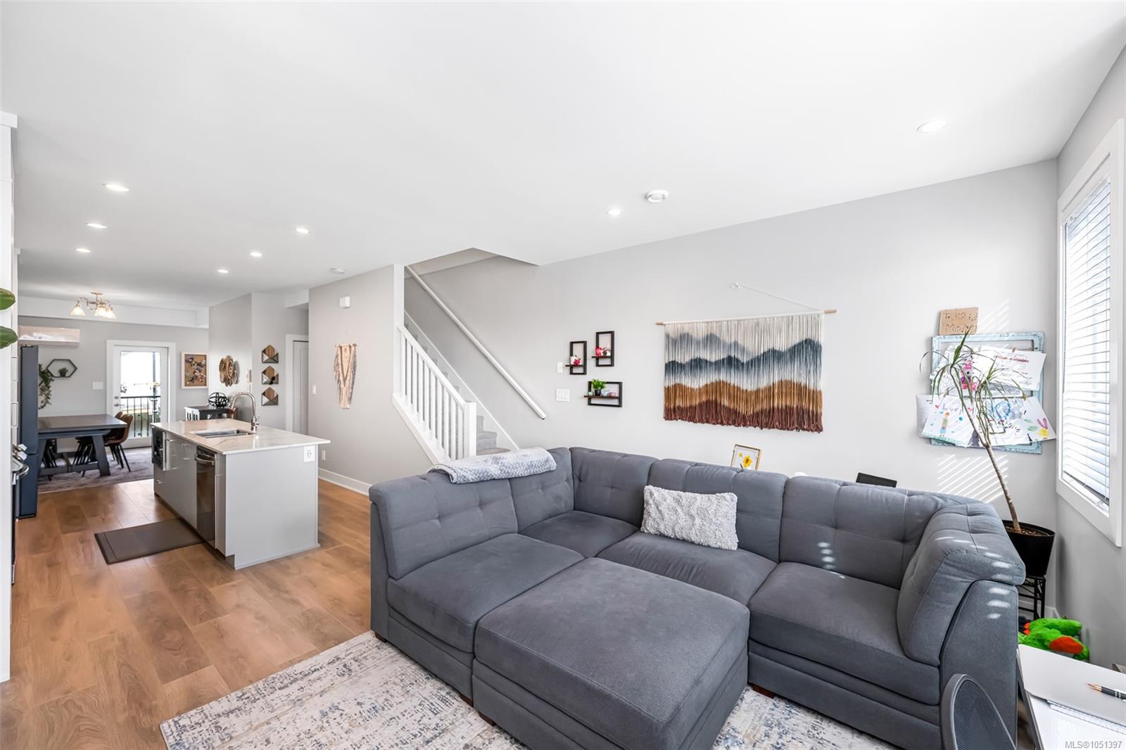 1489 Stella Lane — listing photo 12 of 30