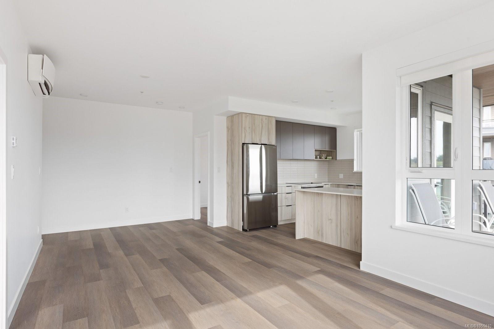 301-3564 Ryder Hesjedal Way — listing photo 14 of 30