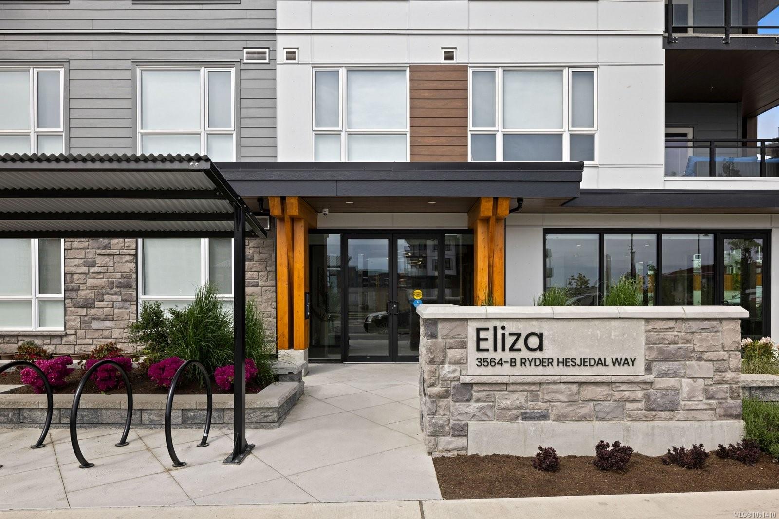 301-3564 Ryder Hesjedal Way — listing photo 3 of 30