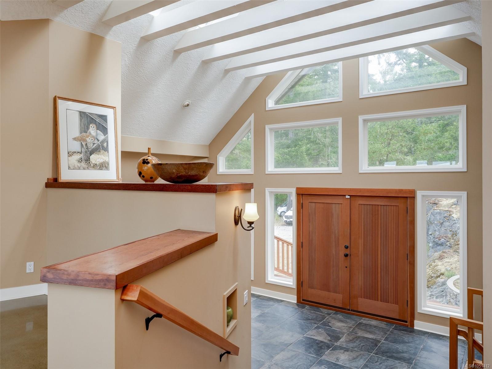 560 Wilderness Pl — listing photo 6 of 53