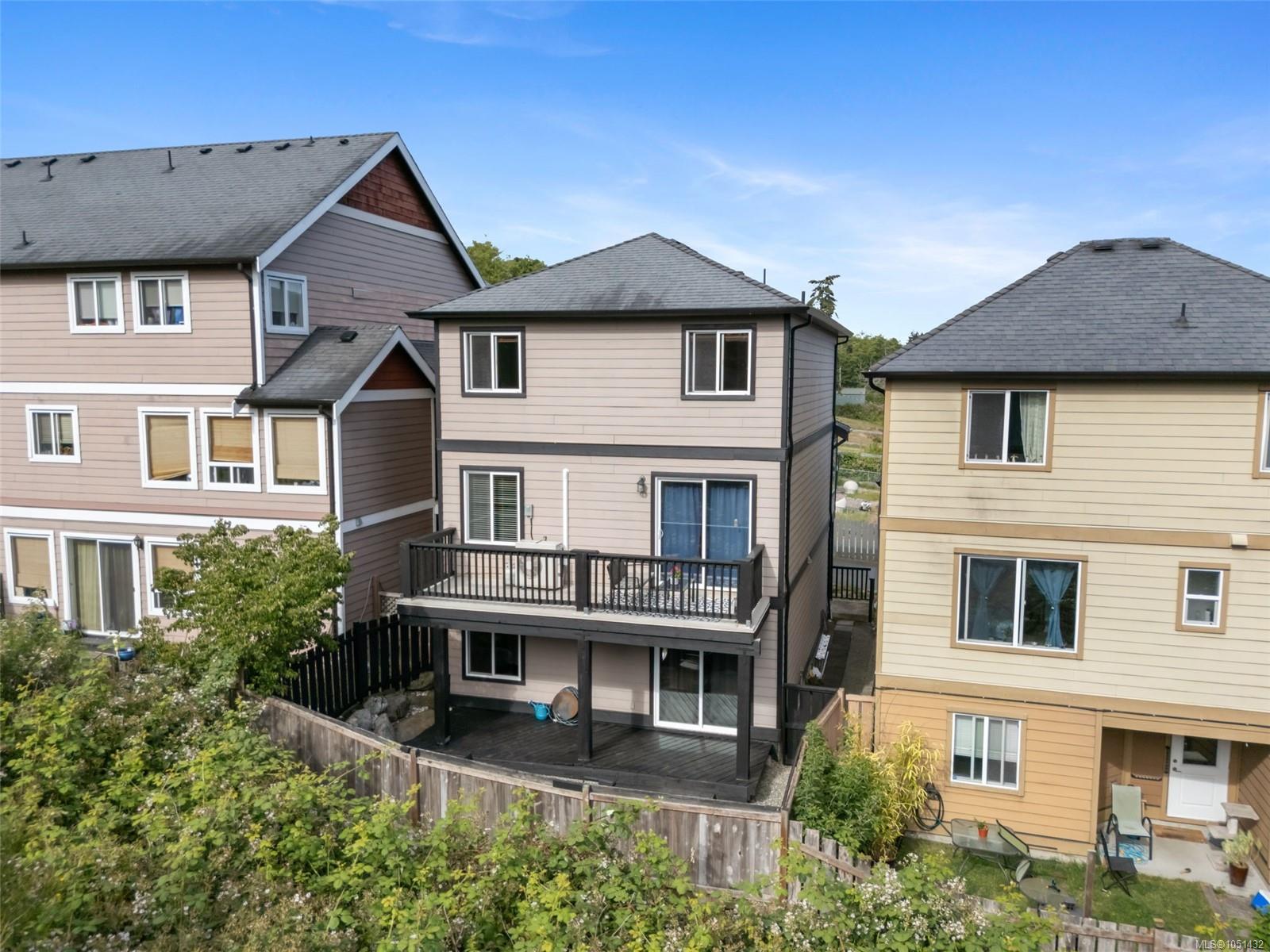 103-7091 Grant Rd — listing photo 8 of 32
