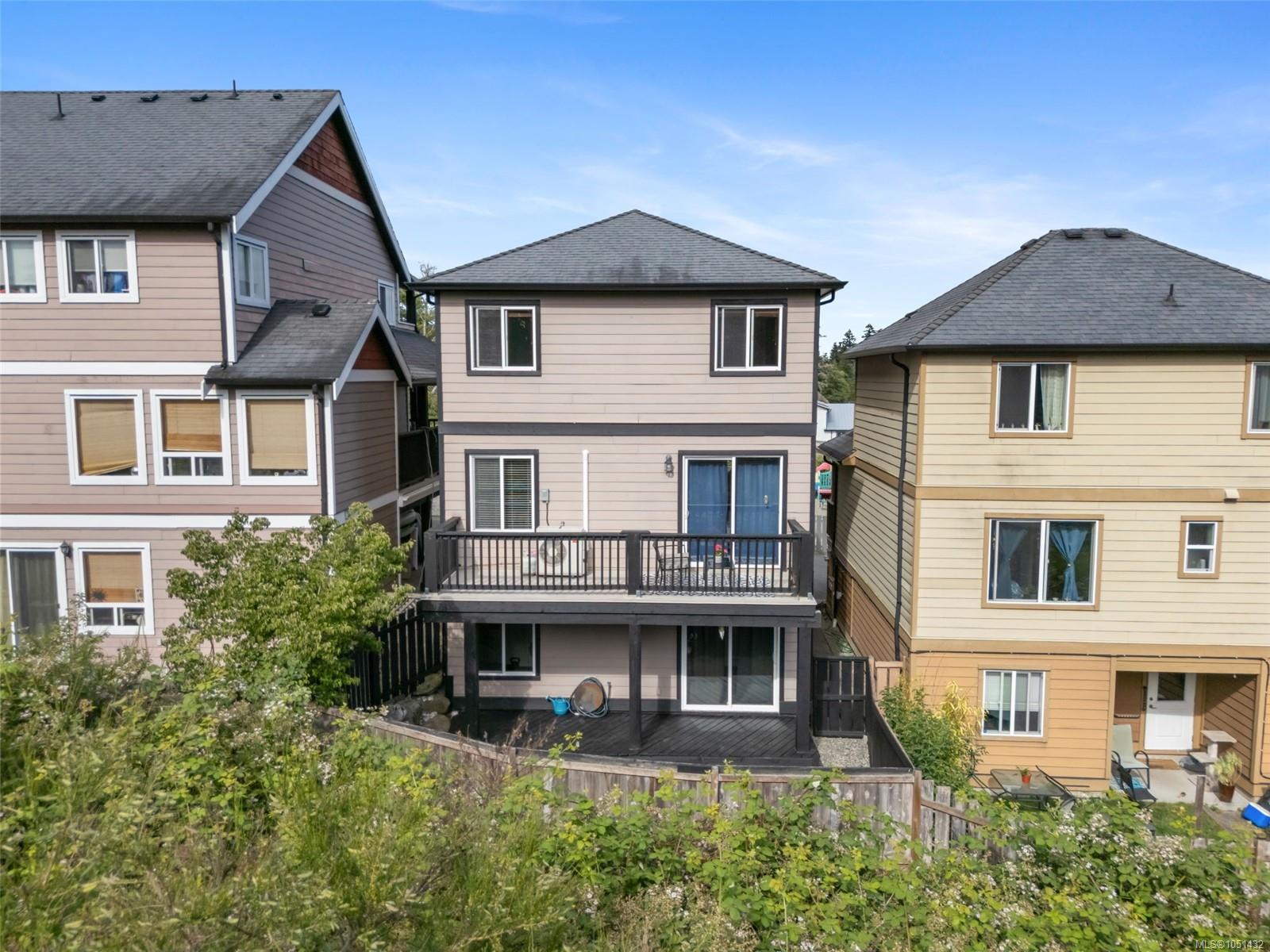 103-7091 Grant Rd — listing photo 9 of 32