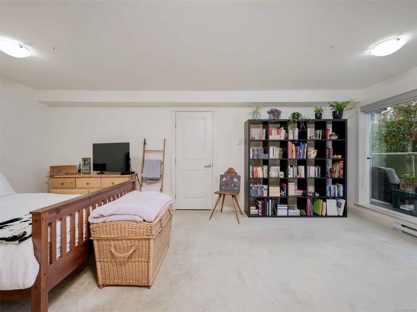 210-1315 Esquimalt Rd — listing photo 13 of 28