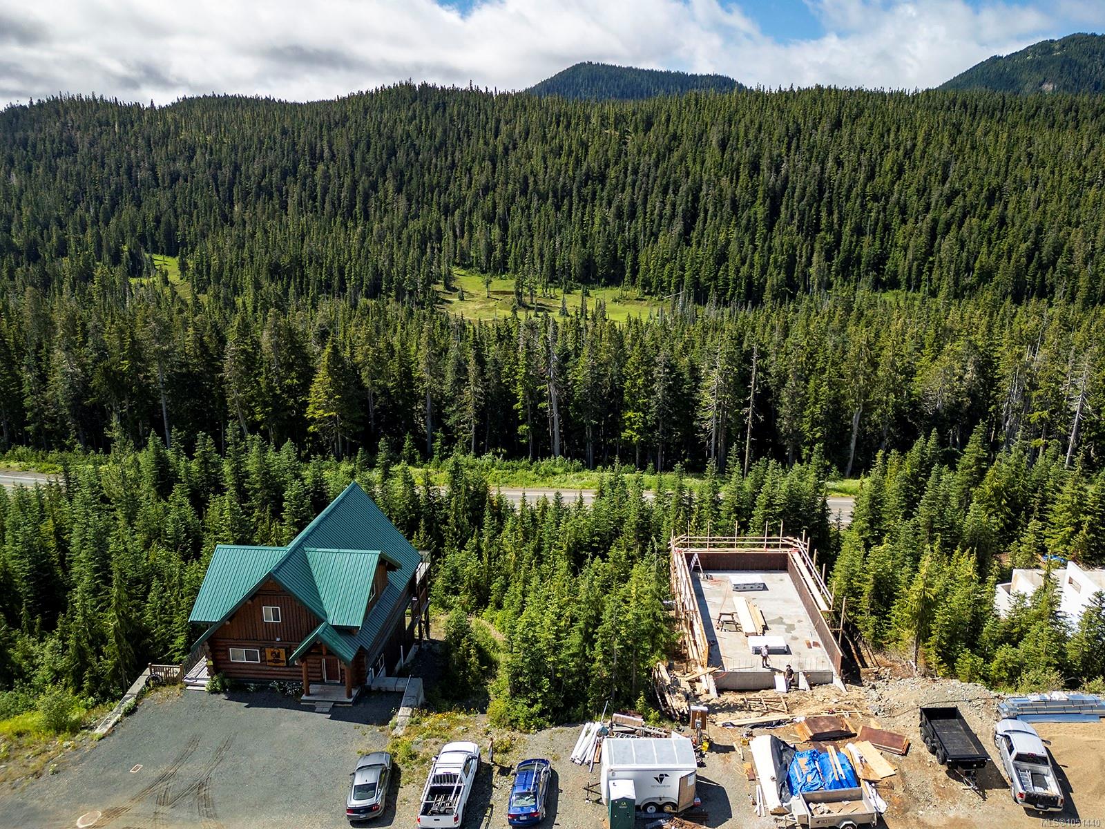 625 ARROWSMITH Ridge — listing photo 13 of 20