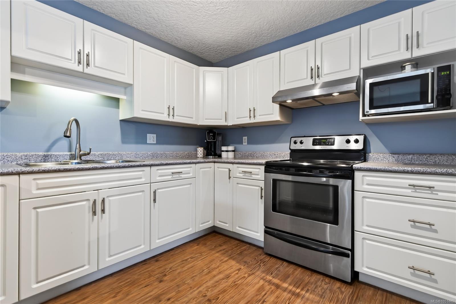 A-1820 1st St — listing photo 9 of 25