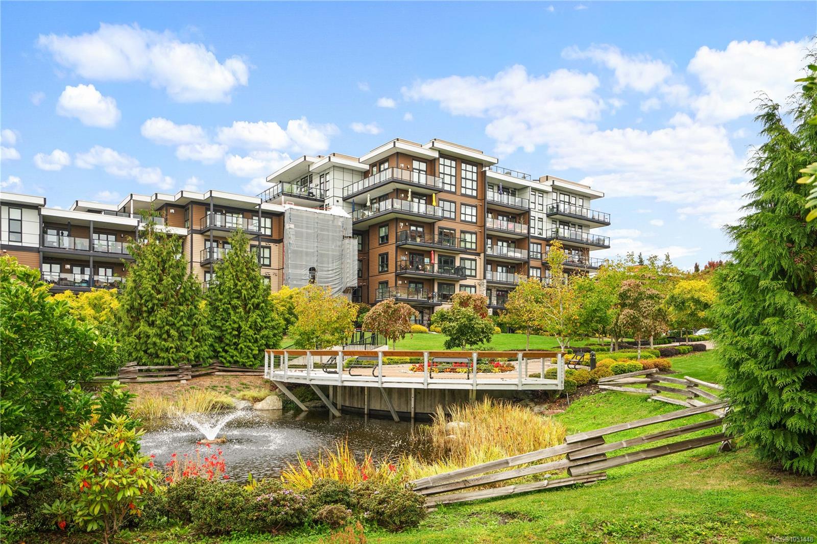 205-741 Travino Lane — listing photo 2 of 76