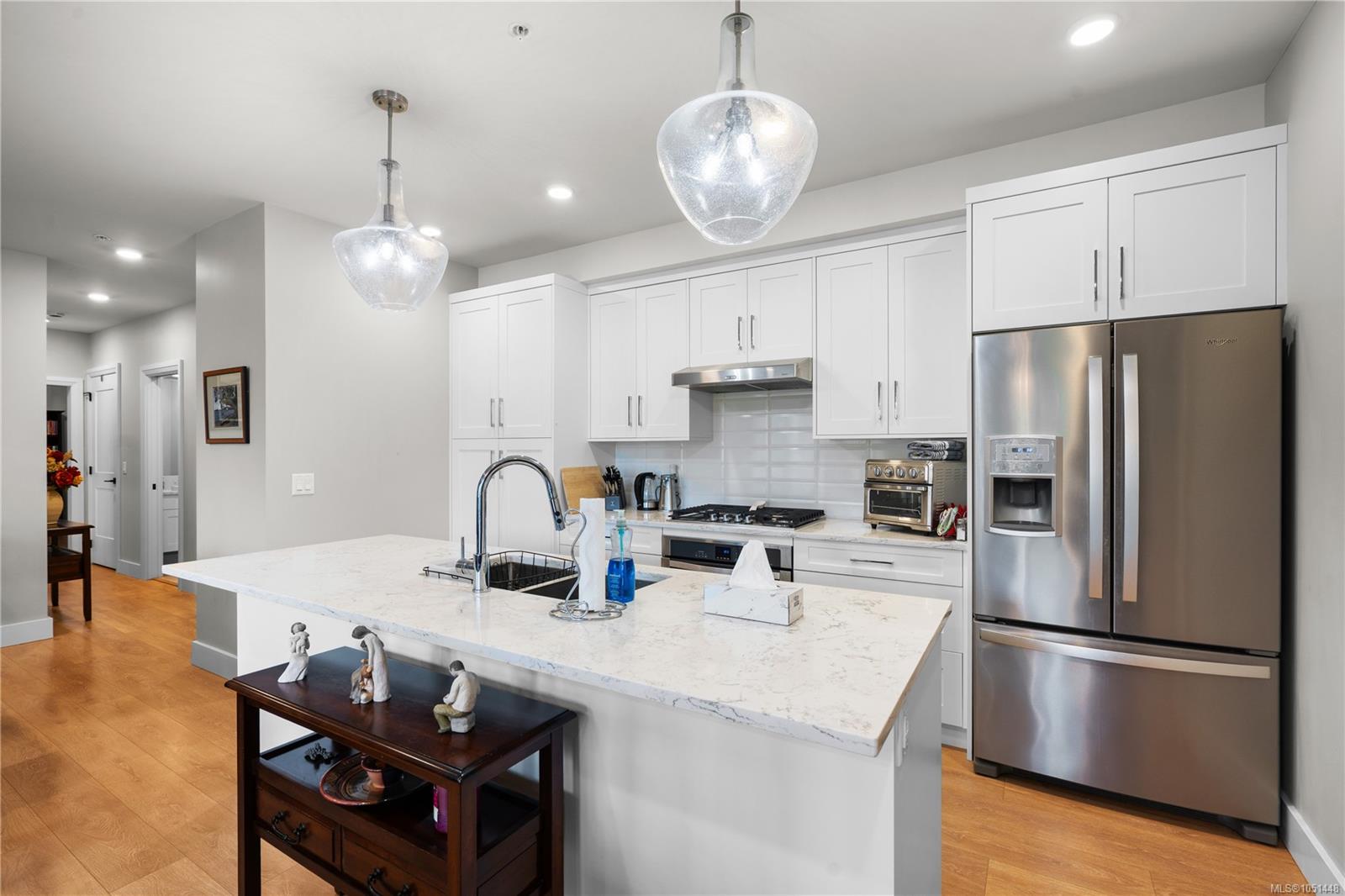 205-741 Travino Lane — listing photo 11 of 76