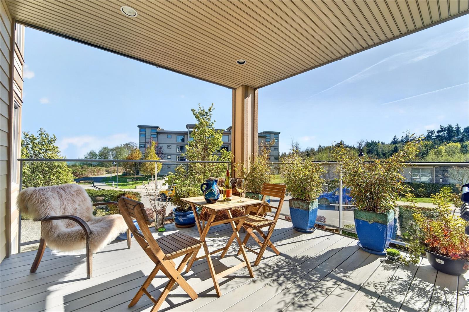 204-3223 Selleck Way — listing photo 12 of 28