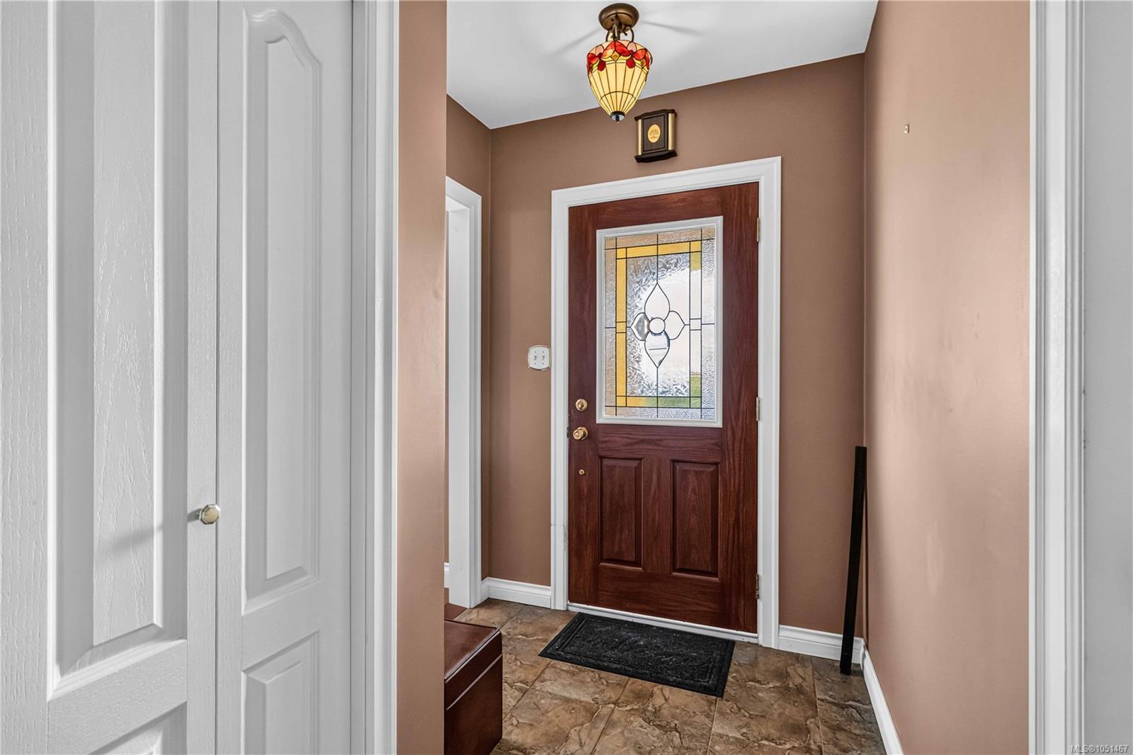 3441 Lovat Ave — listing photo 5 of 35