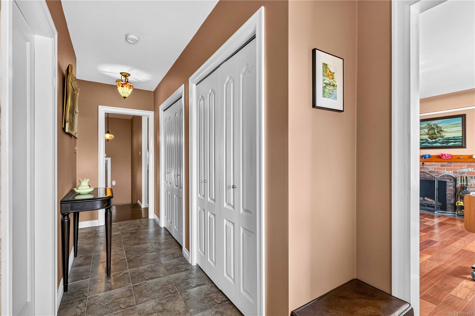3441 Lovat Ave — listing photo 6 of 35