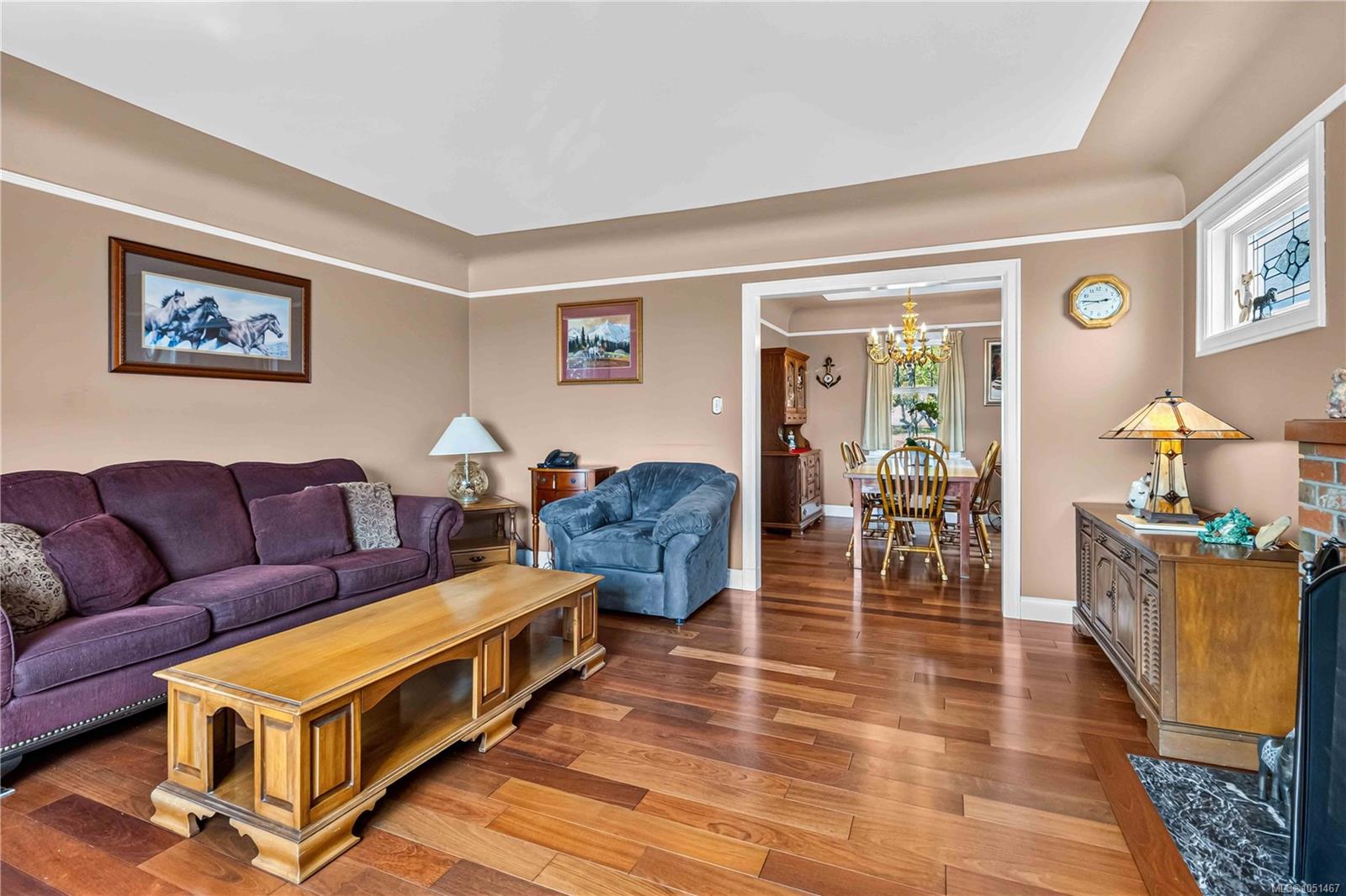 3441 Lovat Ave — listing photo 8 of 35