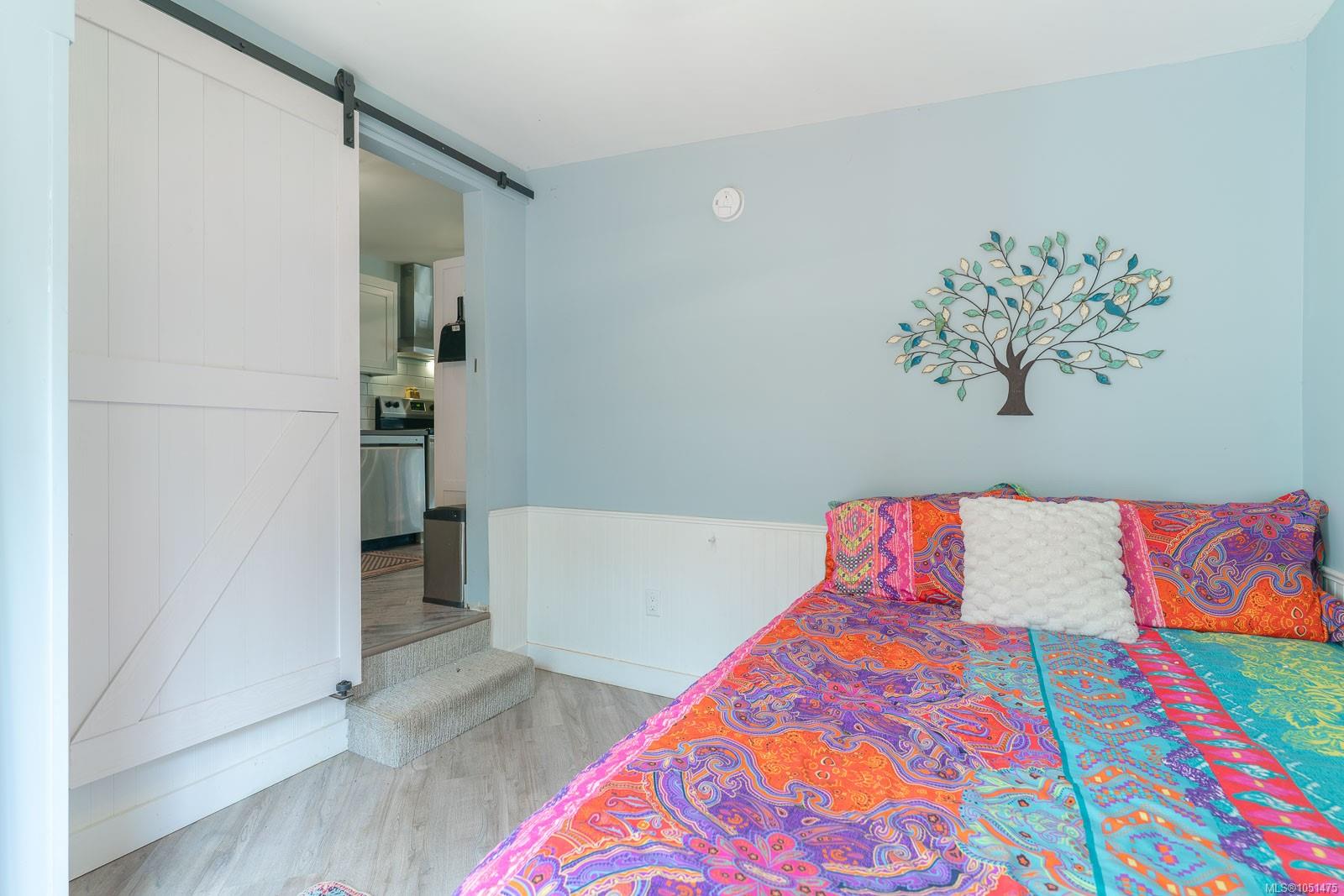 14-4837 Roger St — listing photo 13 of 18