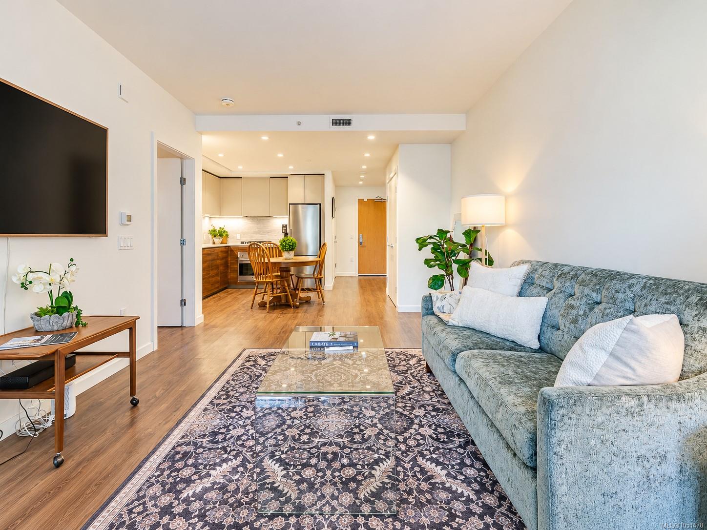 108-369 Tyee Rd — listing photo 7 of 54