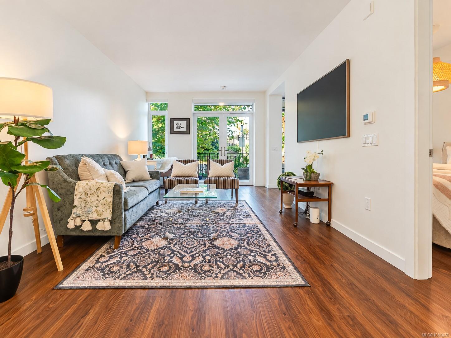 108-369 Tyee Rd — listing photo 9 of 54