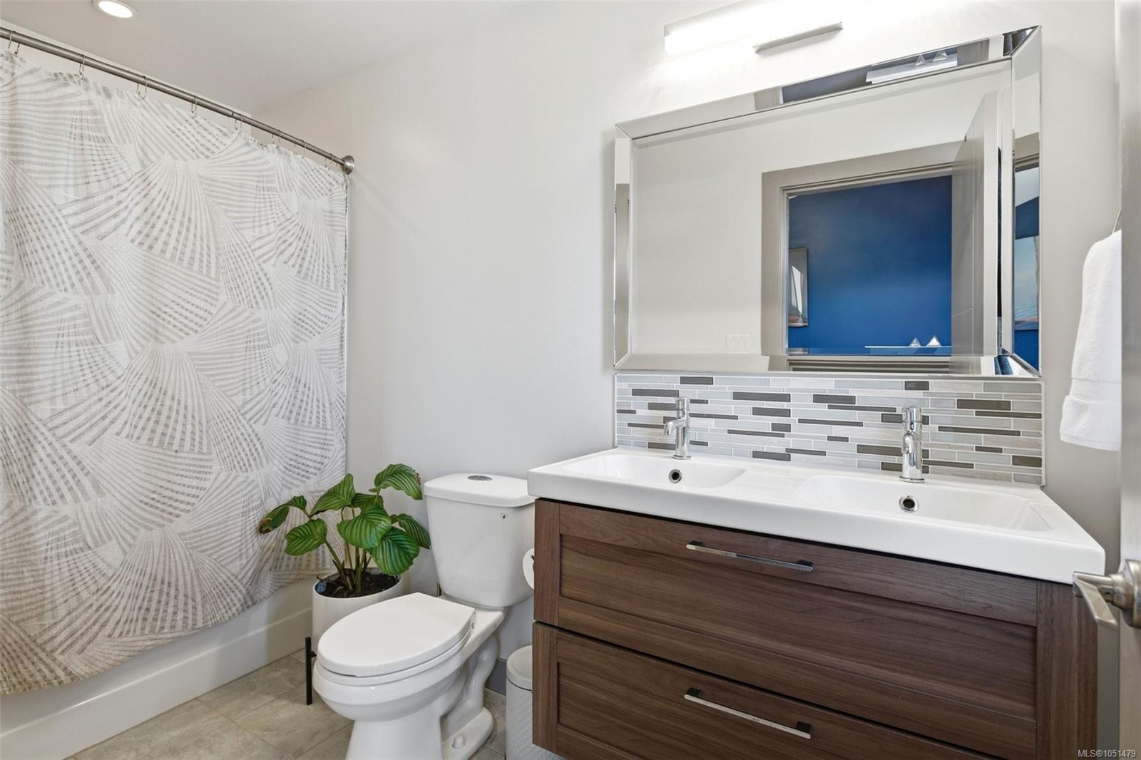 103-687 Strandlund Ave — listing photo 13 of 25