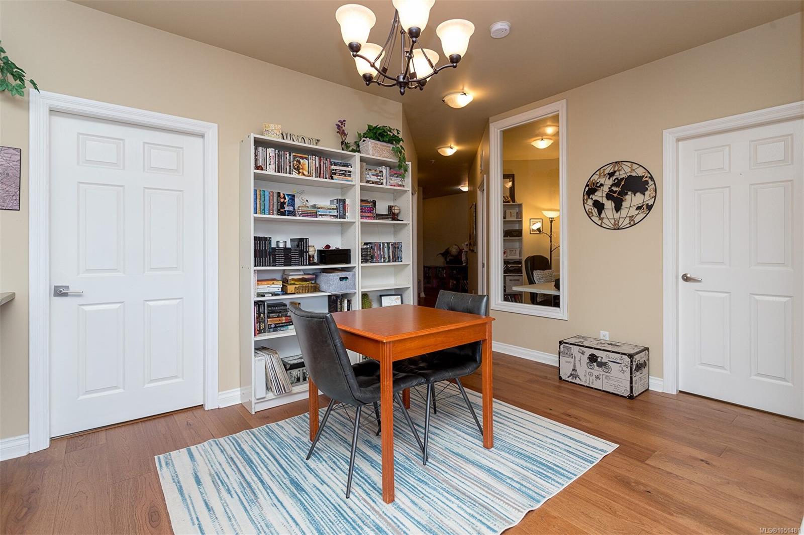 204-866 Goldstream Ave — listing photo 11 of 27