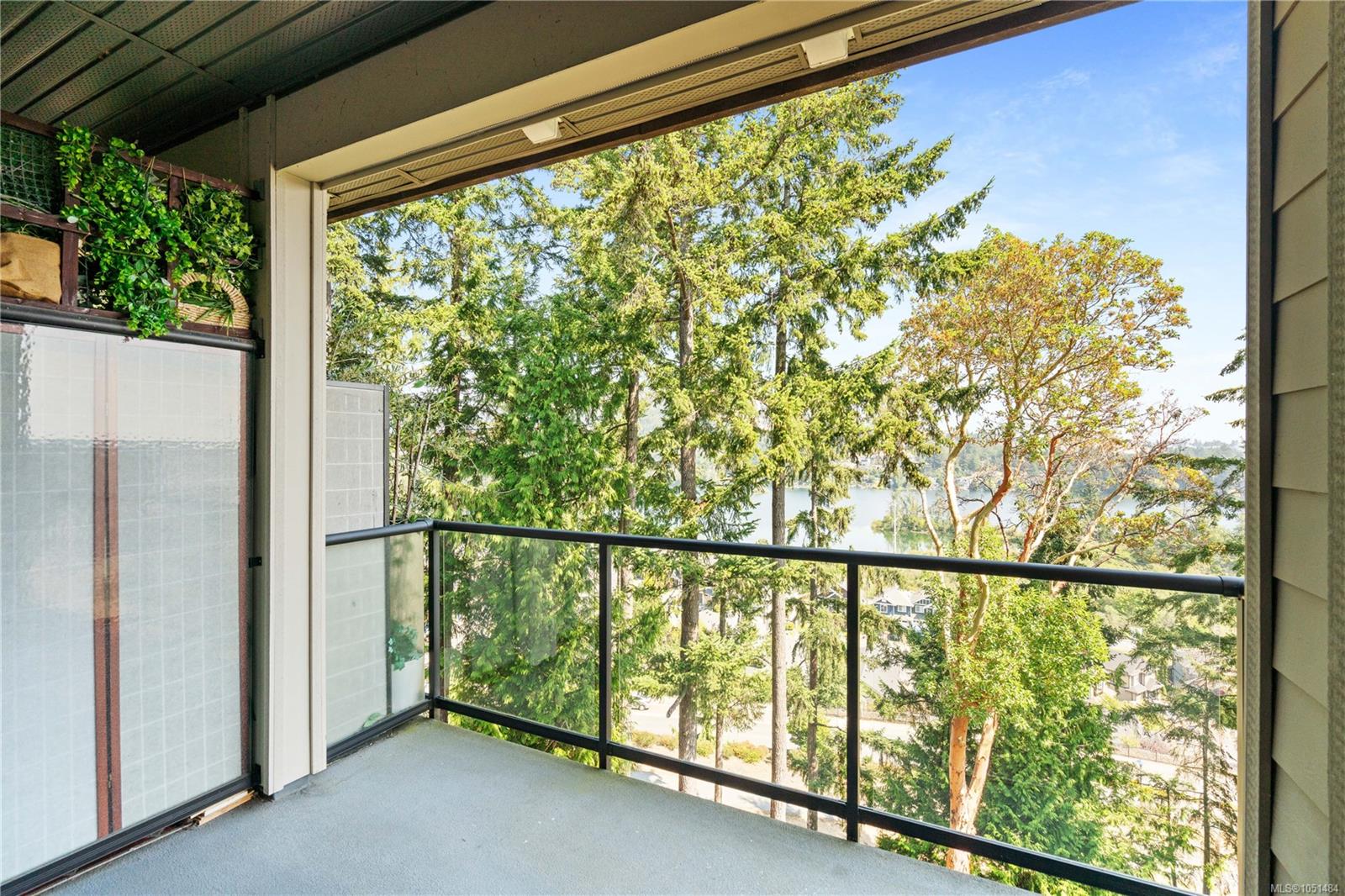 313-1145 Sikorsky Rd — listing photo 3 of 52