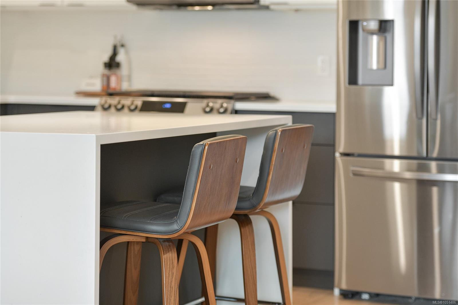 404-967 Whirlaway Cres — listing photo 8 of 27