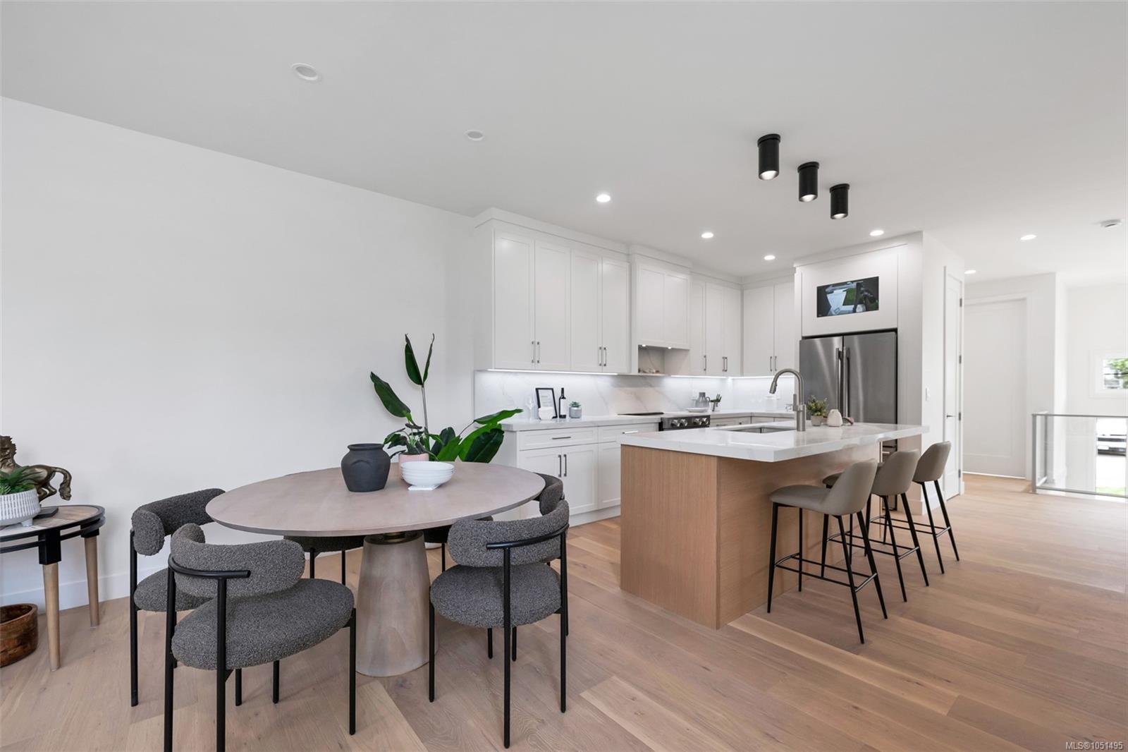 A-4016 Wiseton St — listing photo 12 of 44