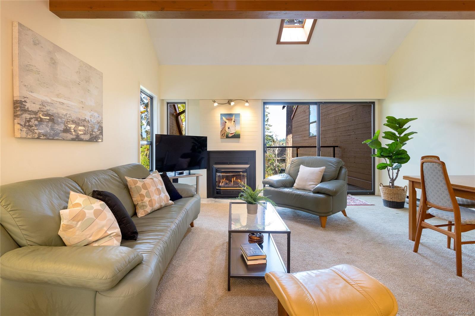 401-2341 Harbour Rd — listing photo 5 of 32