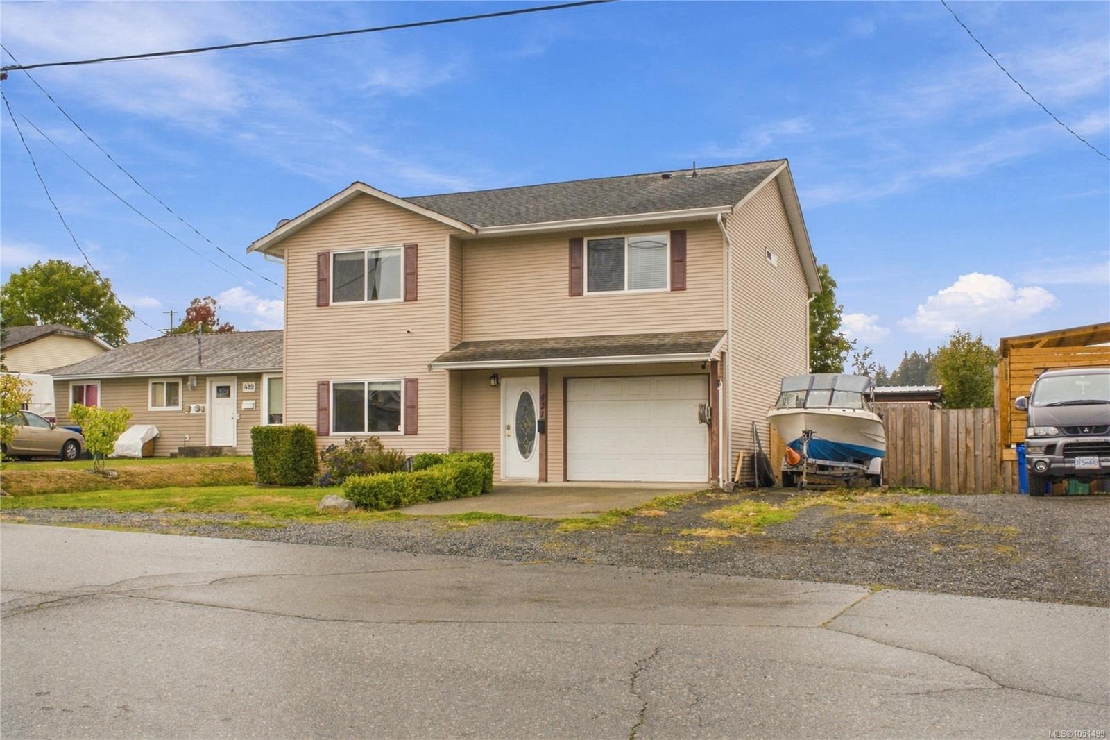 $849,900 - 421 Murray St<br>Nanaimo, British Columbia, V9R 1B6