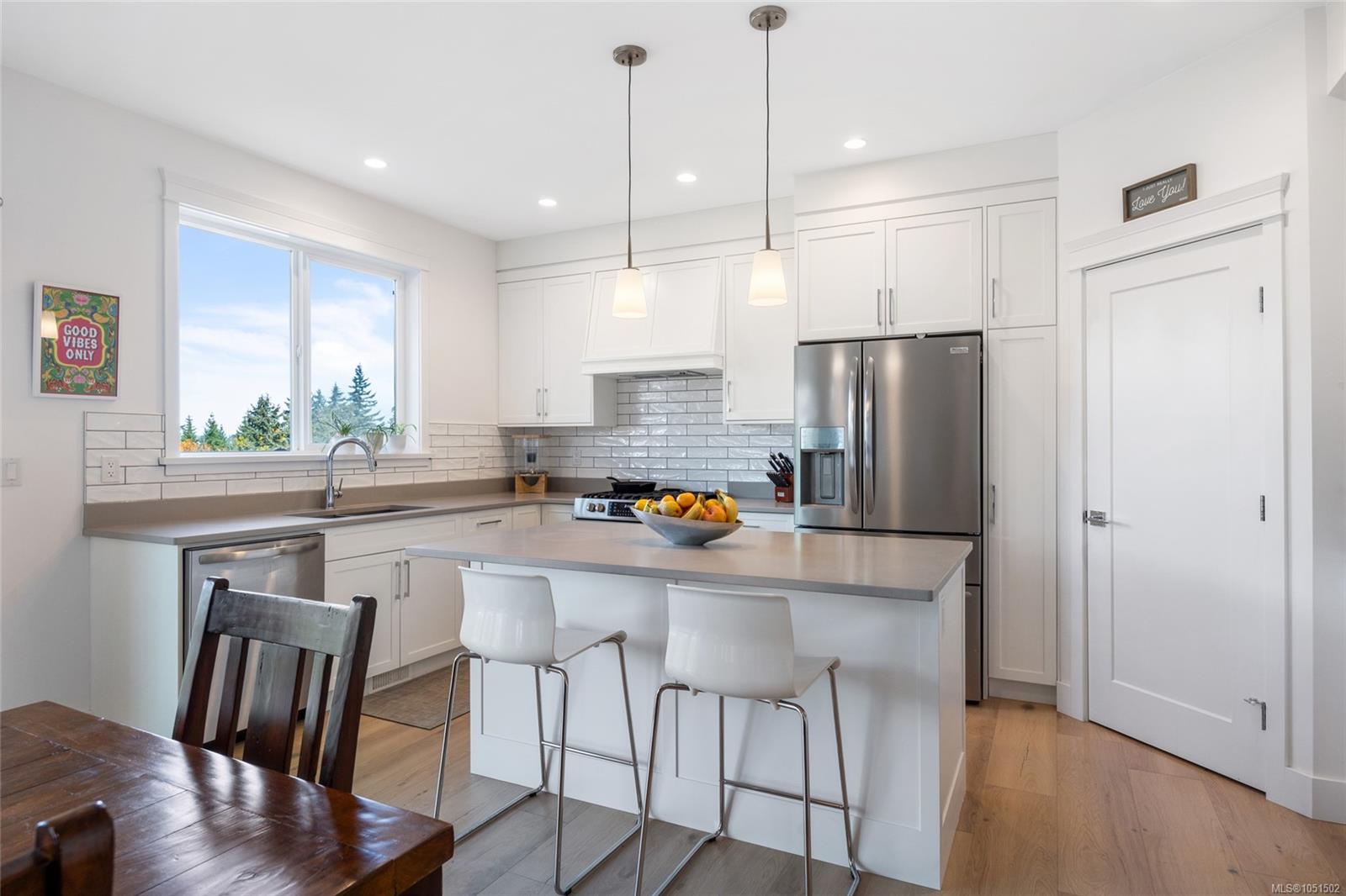 3372 Marygrove Dr — listing photo 13 of 41