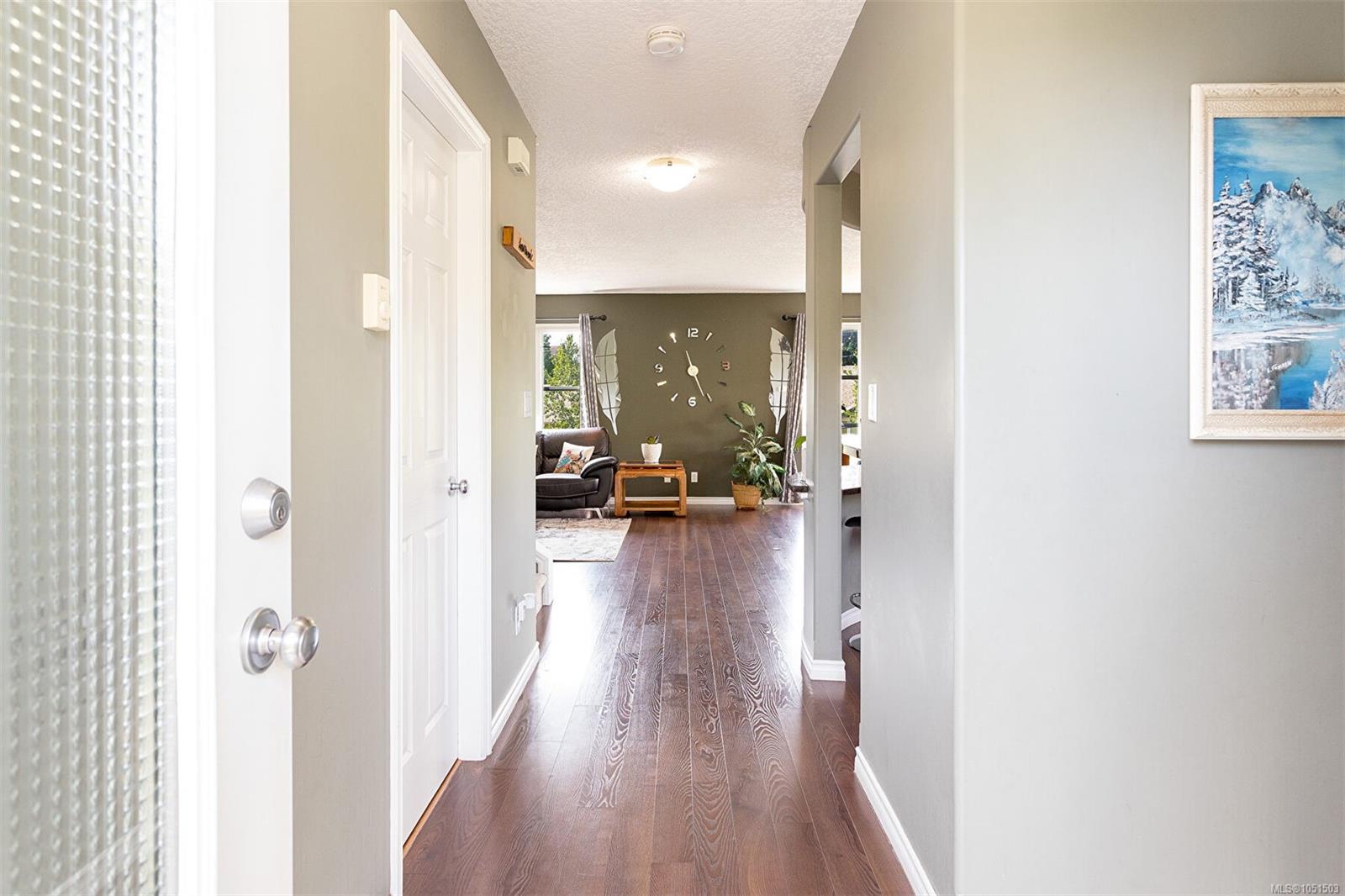 305-908 Brock Ave — listing photo 5 of 45