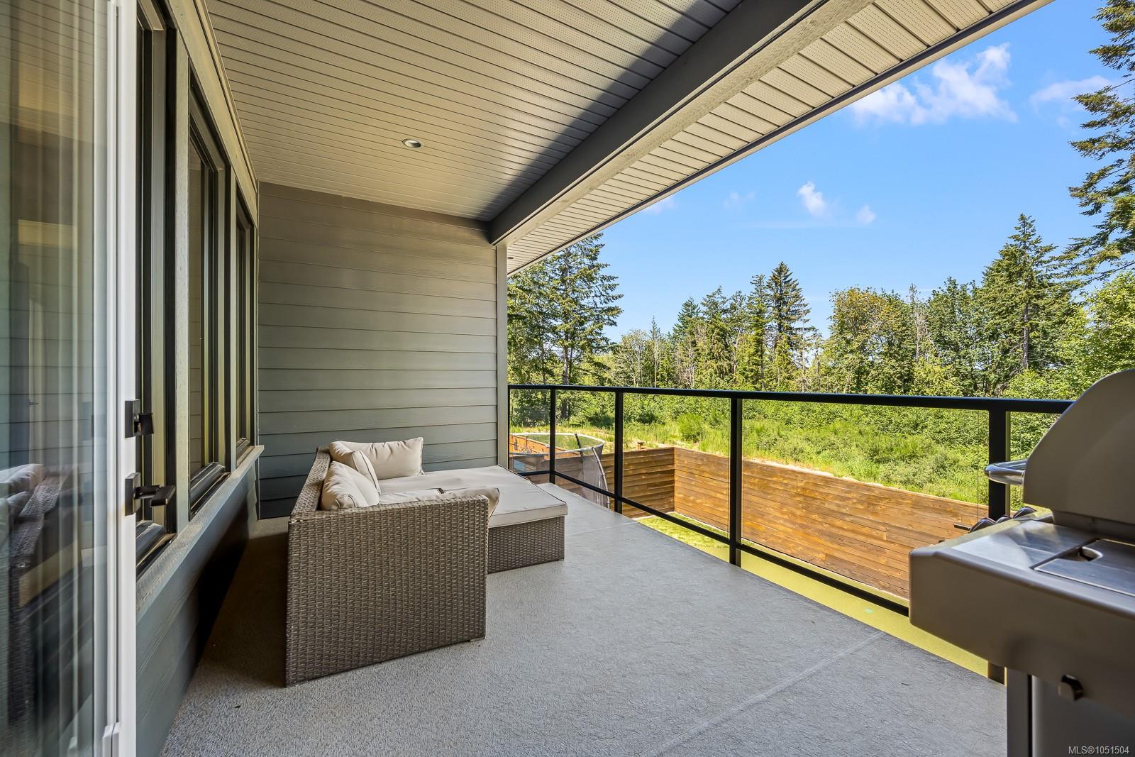 1586 Crown Isle Blvd — listing photo 11 of 49