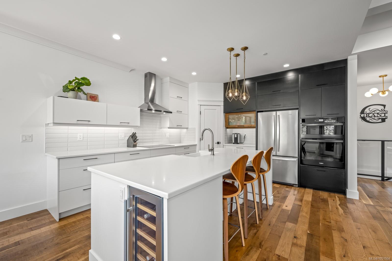 1586 Crown Isle Blvd — listing photo 7 of 49