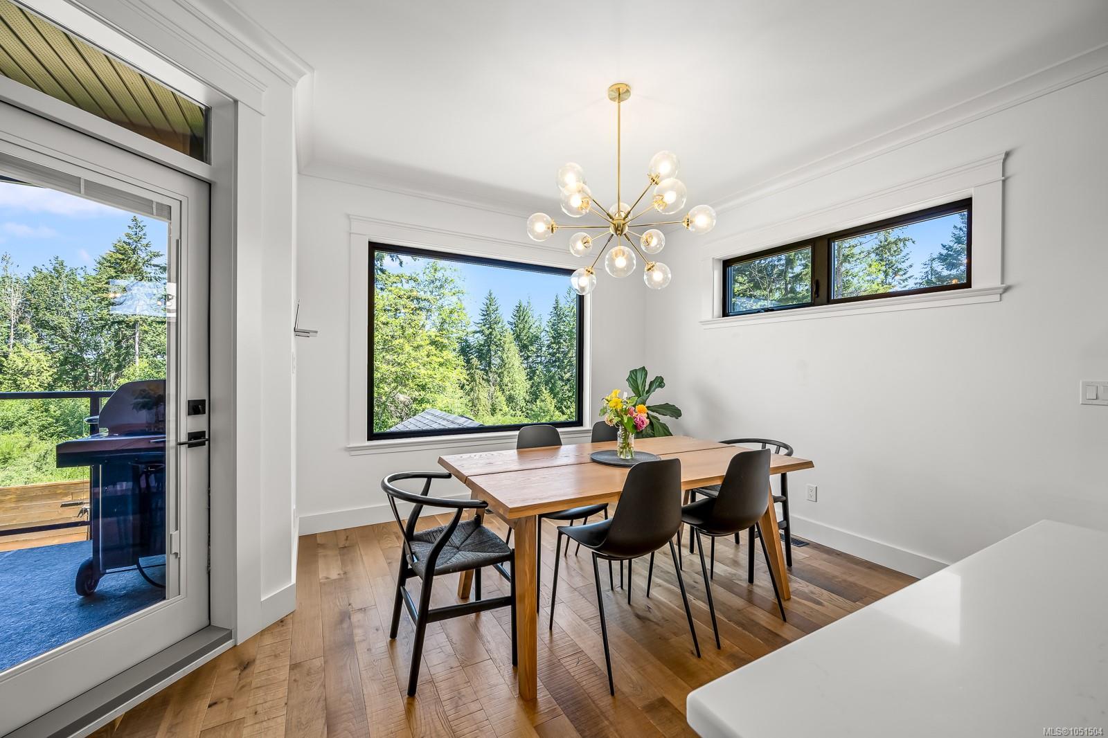 1586 Crown Isle Blvd — listing photo 10 of 49