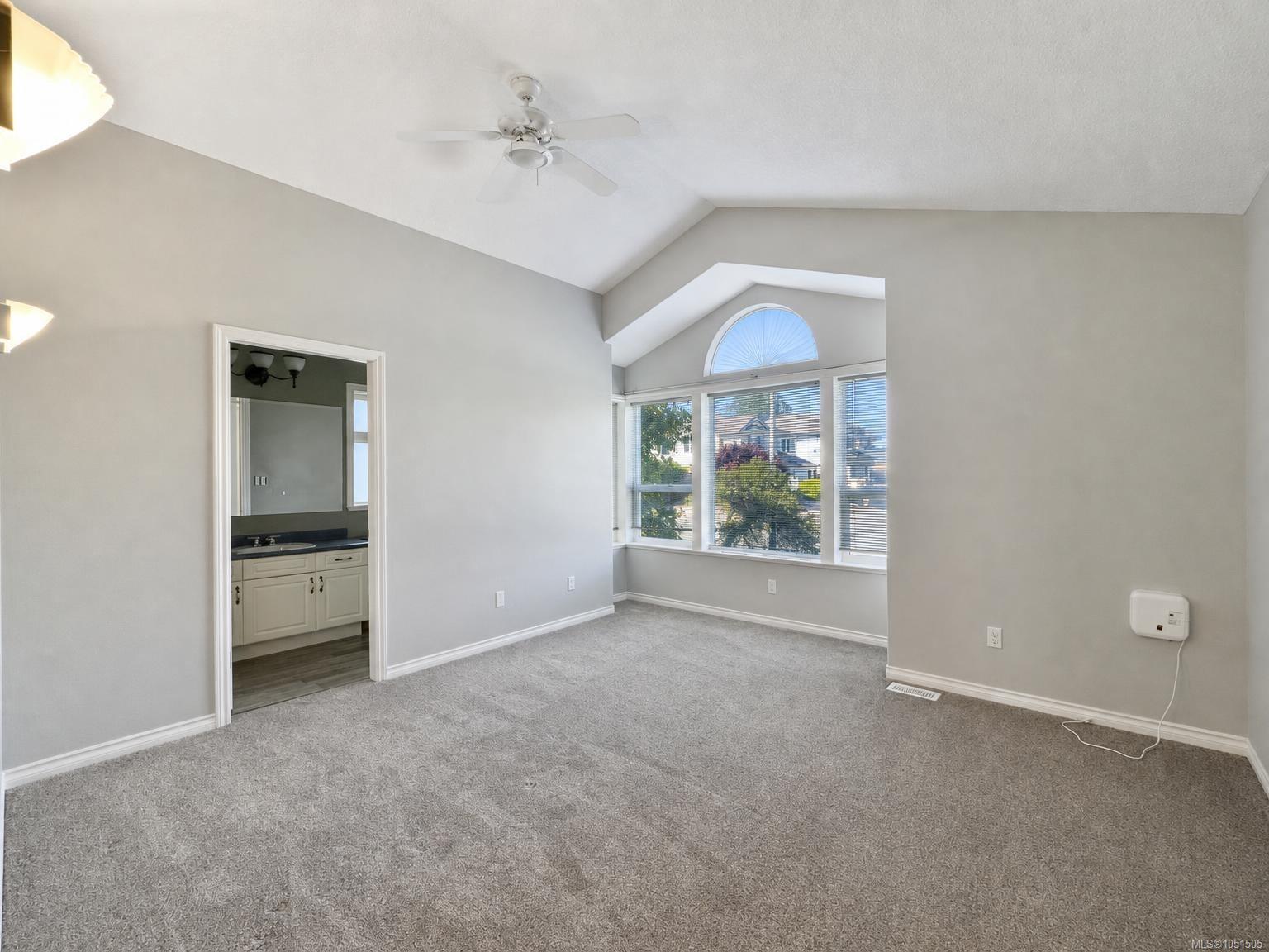 6083 Sierra Way — listing photo 14 of 36