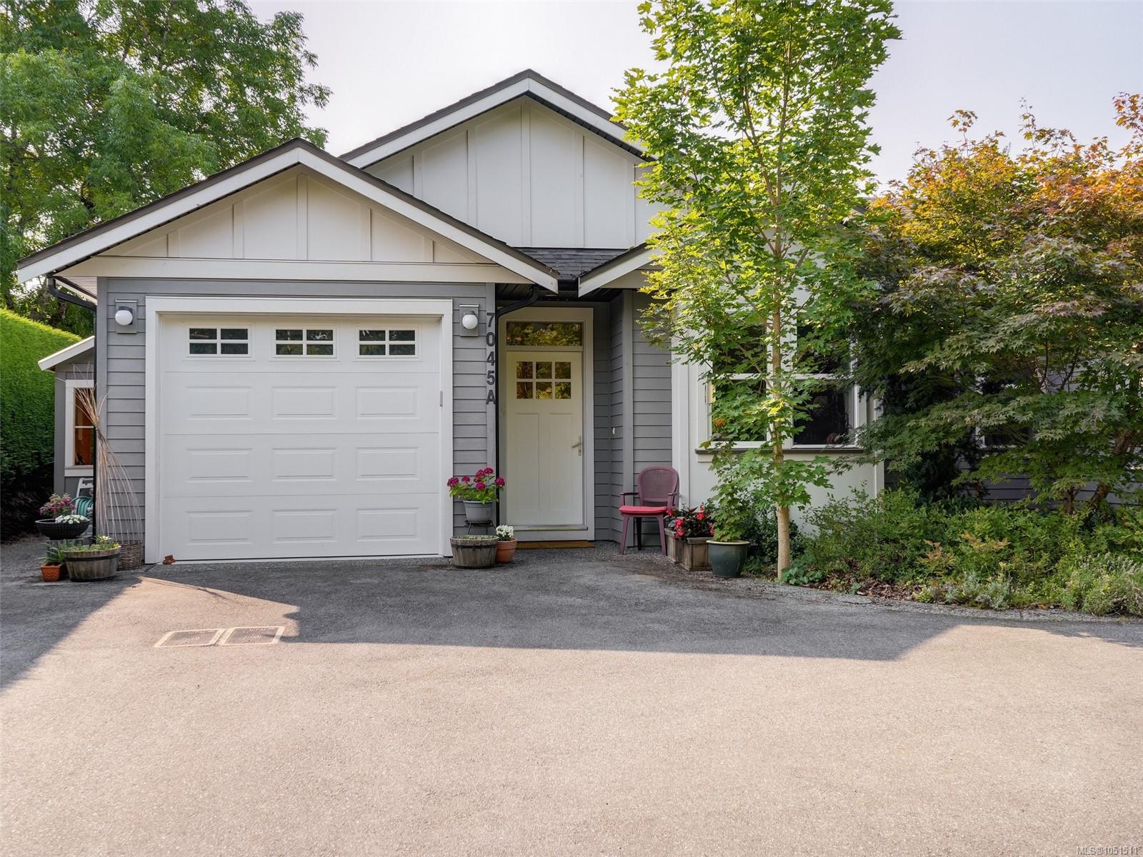 A-7045 Wallace Dr — listing photo 2 of 35