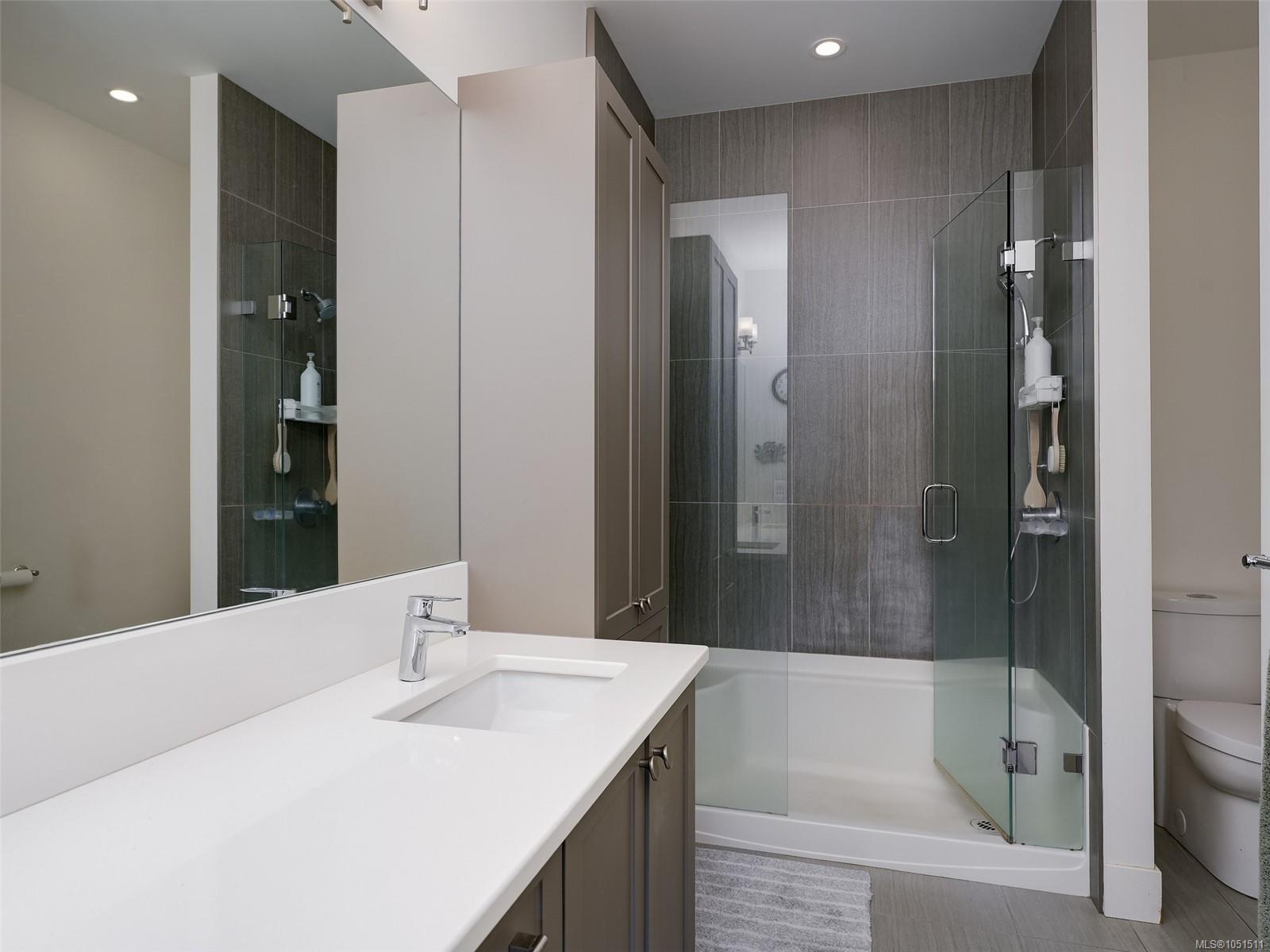 A-7045 Wallace Dr — listing photo 13 of 35