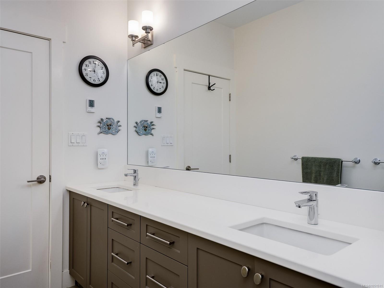 A-7045 Wallace Dr — listing photo 14 of 35