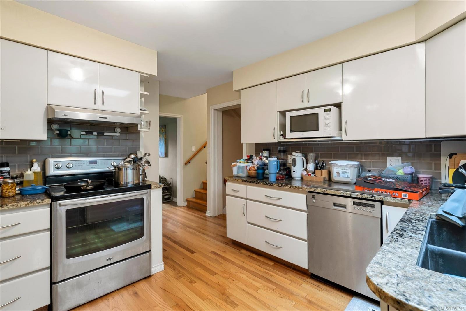3410 Browning St — listing photo 6 of 26