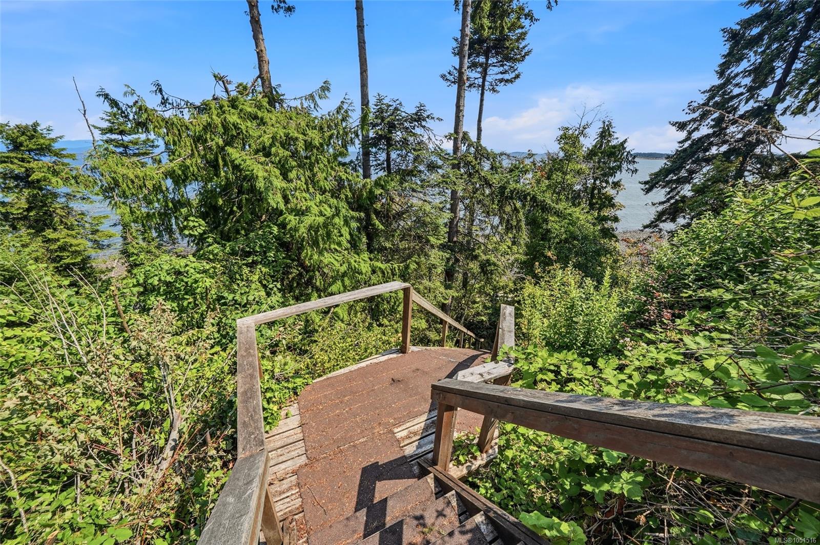 590 Willow St — listing photo 11 of 78