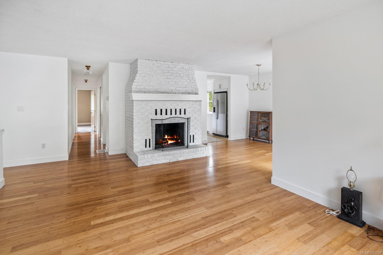 6450 Abbey Rd photo 5