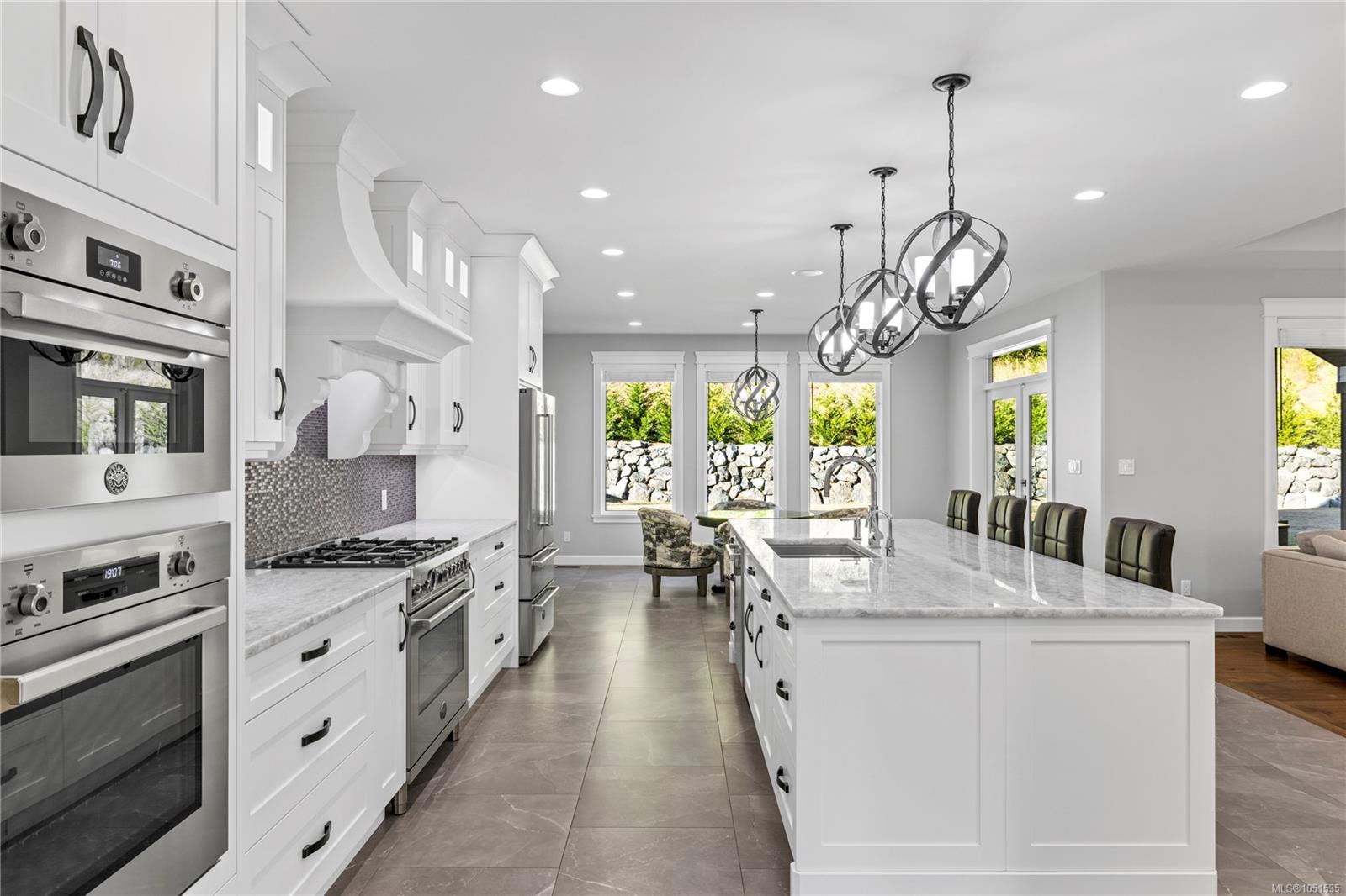 6127 Chase Dr — listing photo 13 of 60