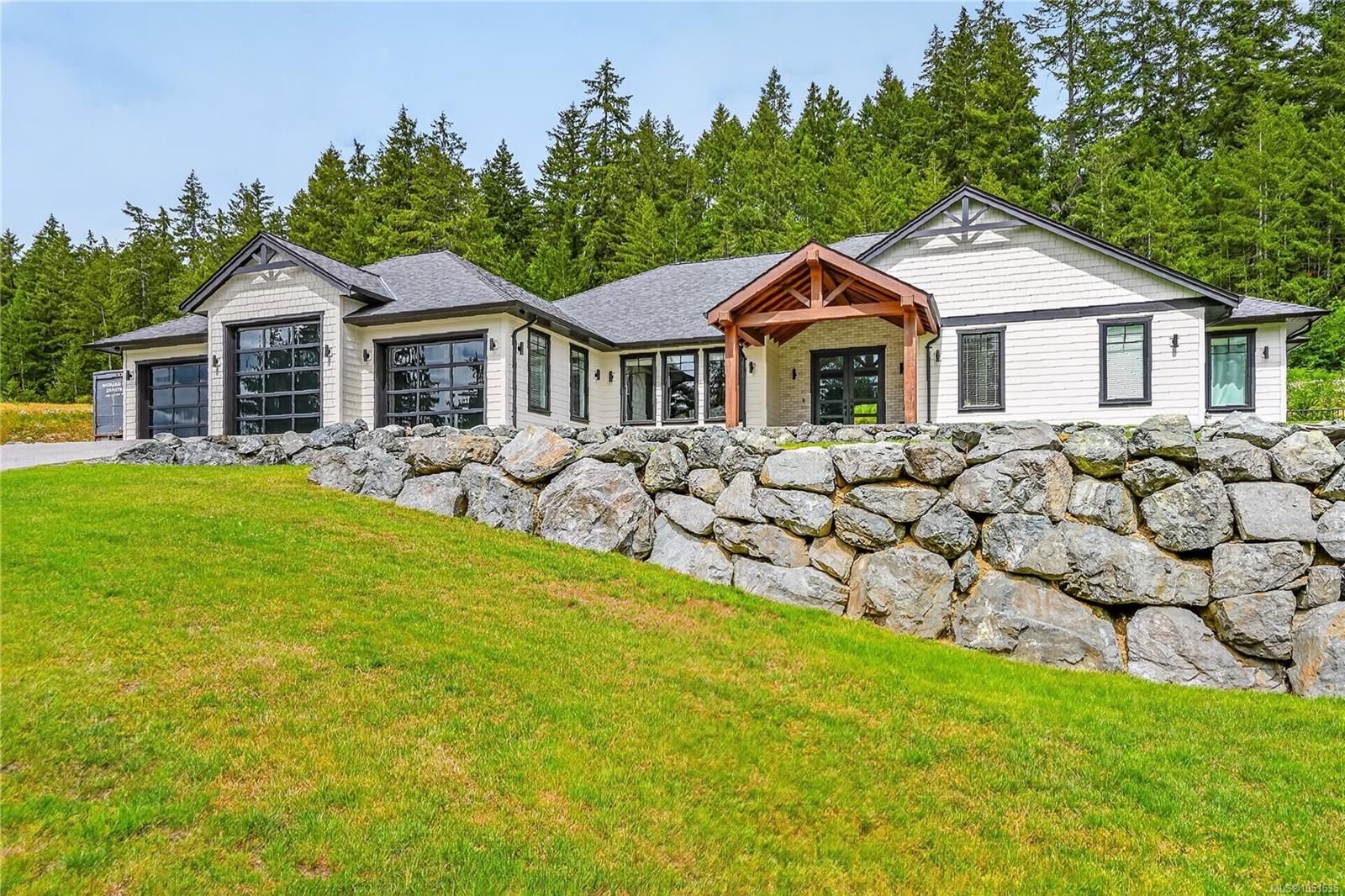 6127 Chase Dr — listing photo 4 of 60