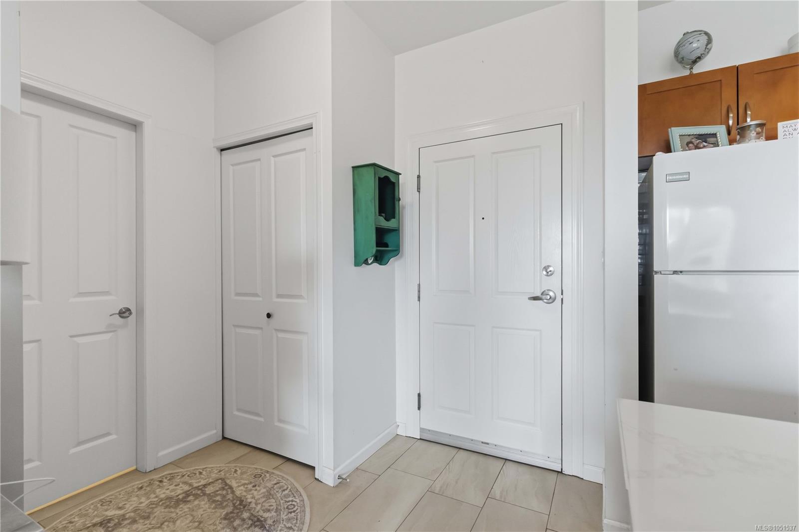 308-1959 Polo Park Crt — listing photo 8 of 39