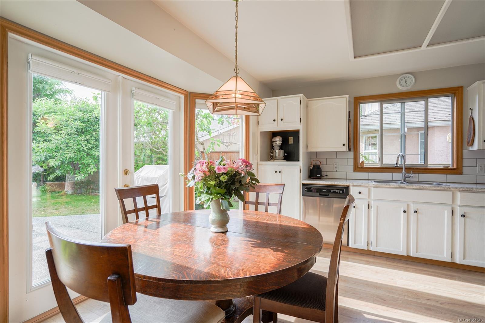 5550 Cherry Creek Rd — listing photo 9 of 29