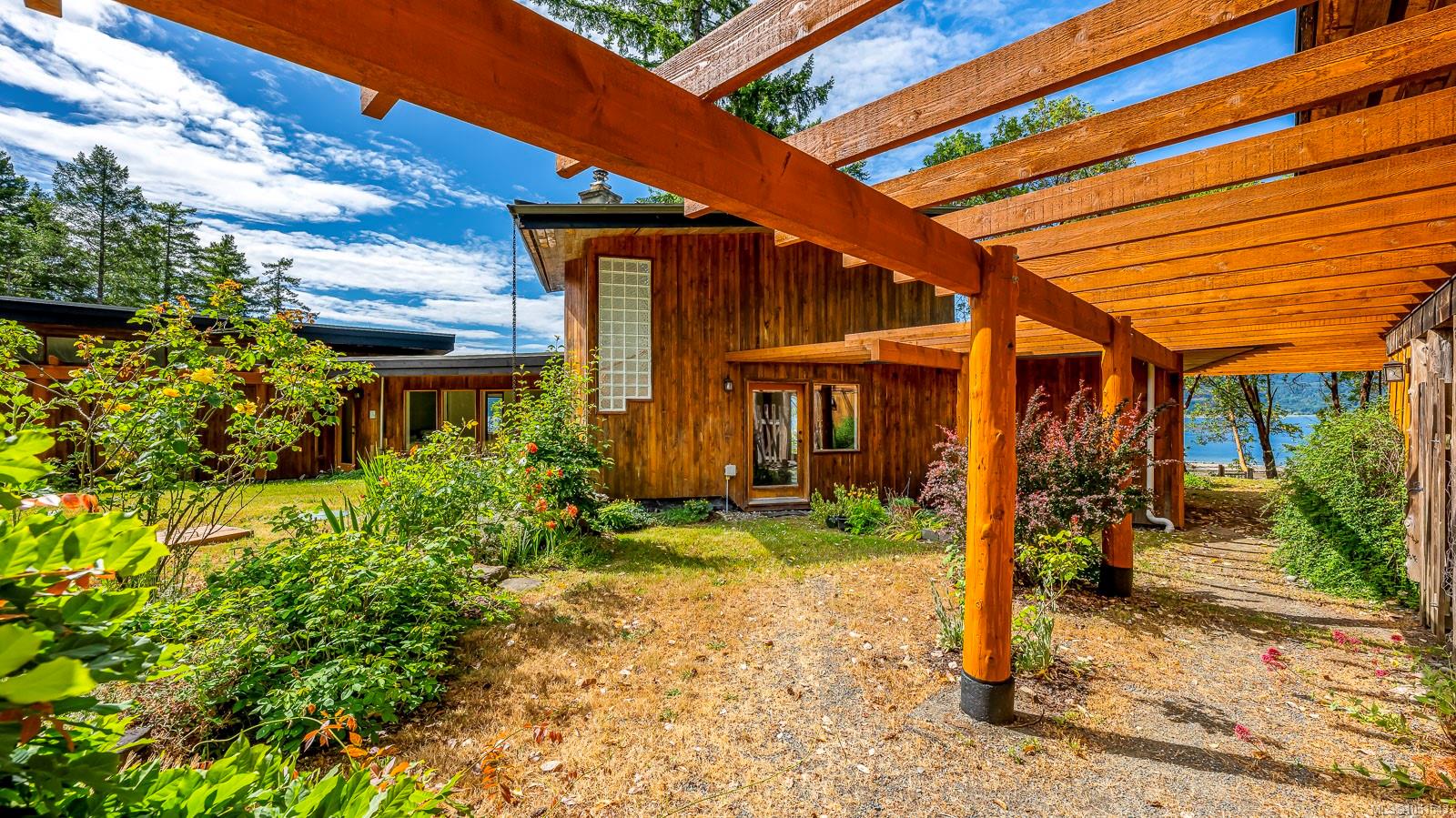 6161 Lacon Rd — listing photo 3 of 63