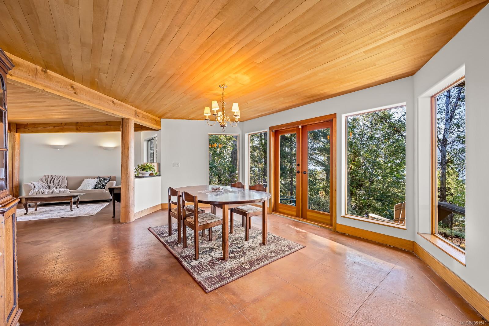 6161 Lacon Rd — listing photo 10 of 63