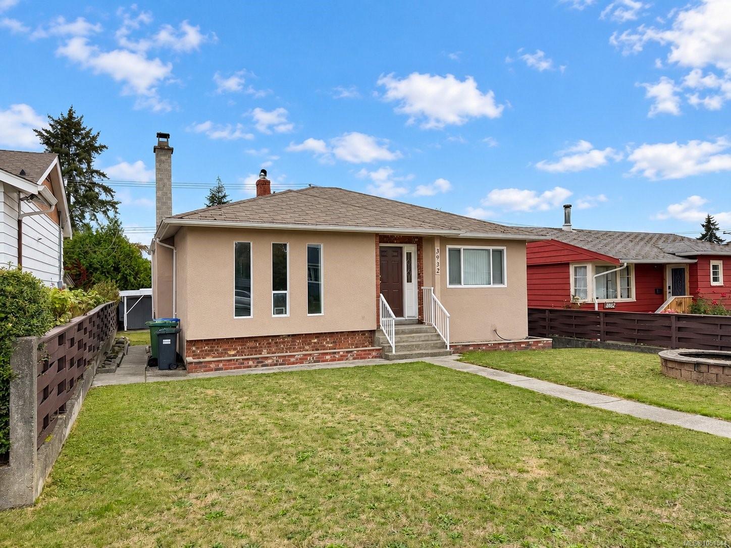 3932 4th Ave — listing photo 3 of 45
