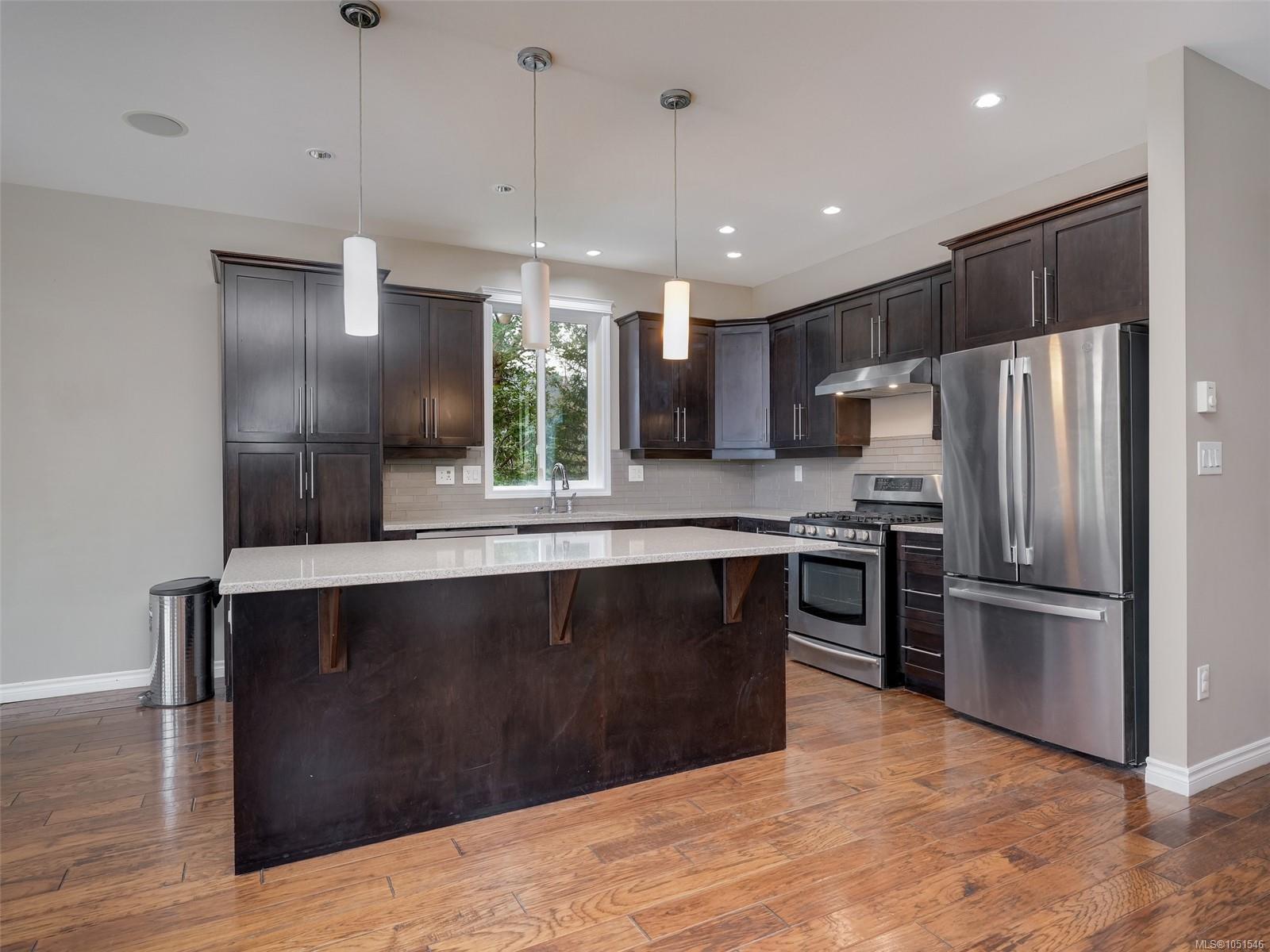 2526 Prospector Way — listing photo 7 of 30