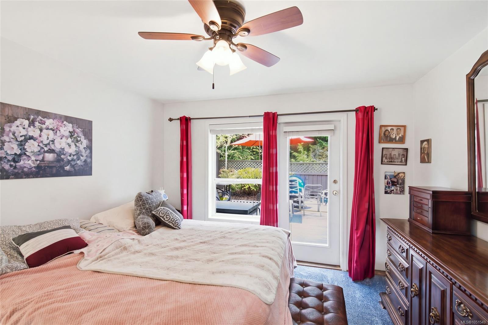 3948 Valewood Dr — listing photo 12 of 28