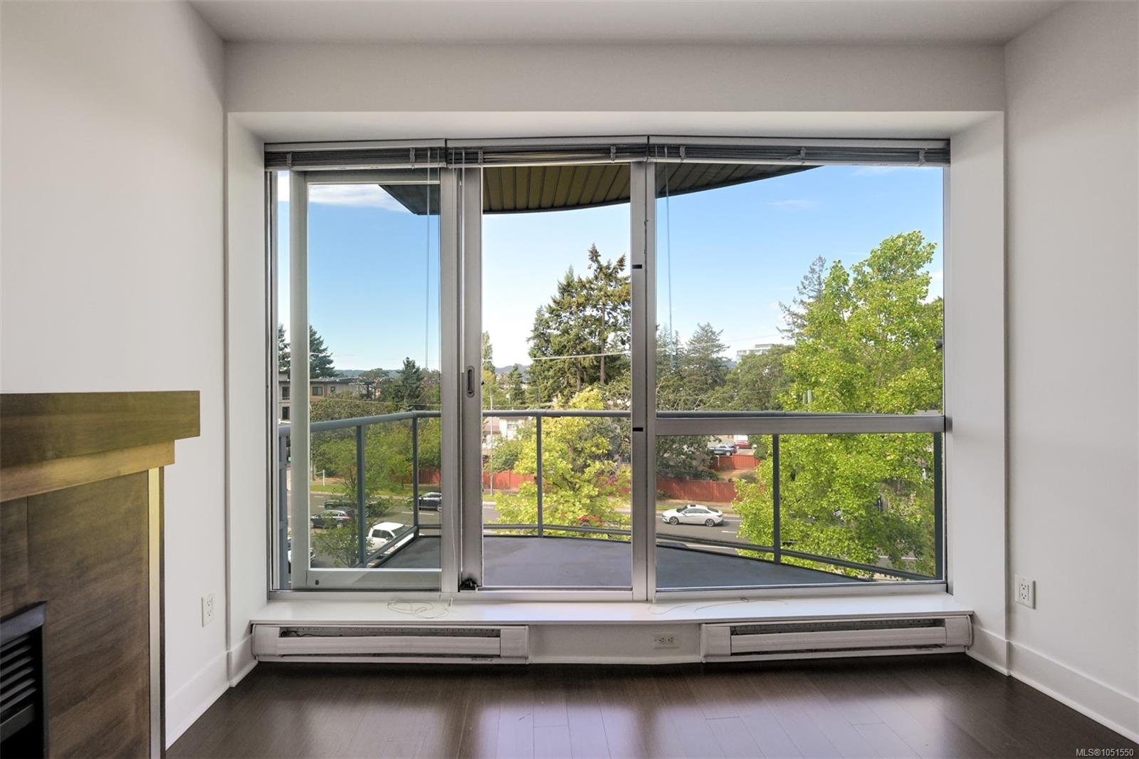 418-2745 Veterans Memorial Pkwy — listing photo 8 of 38