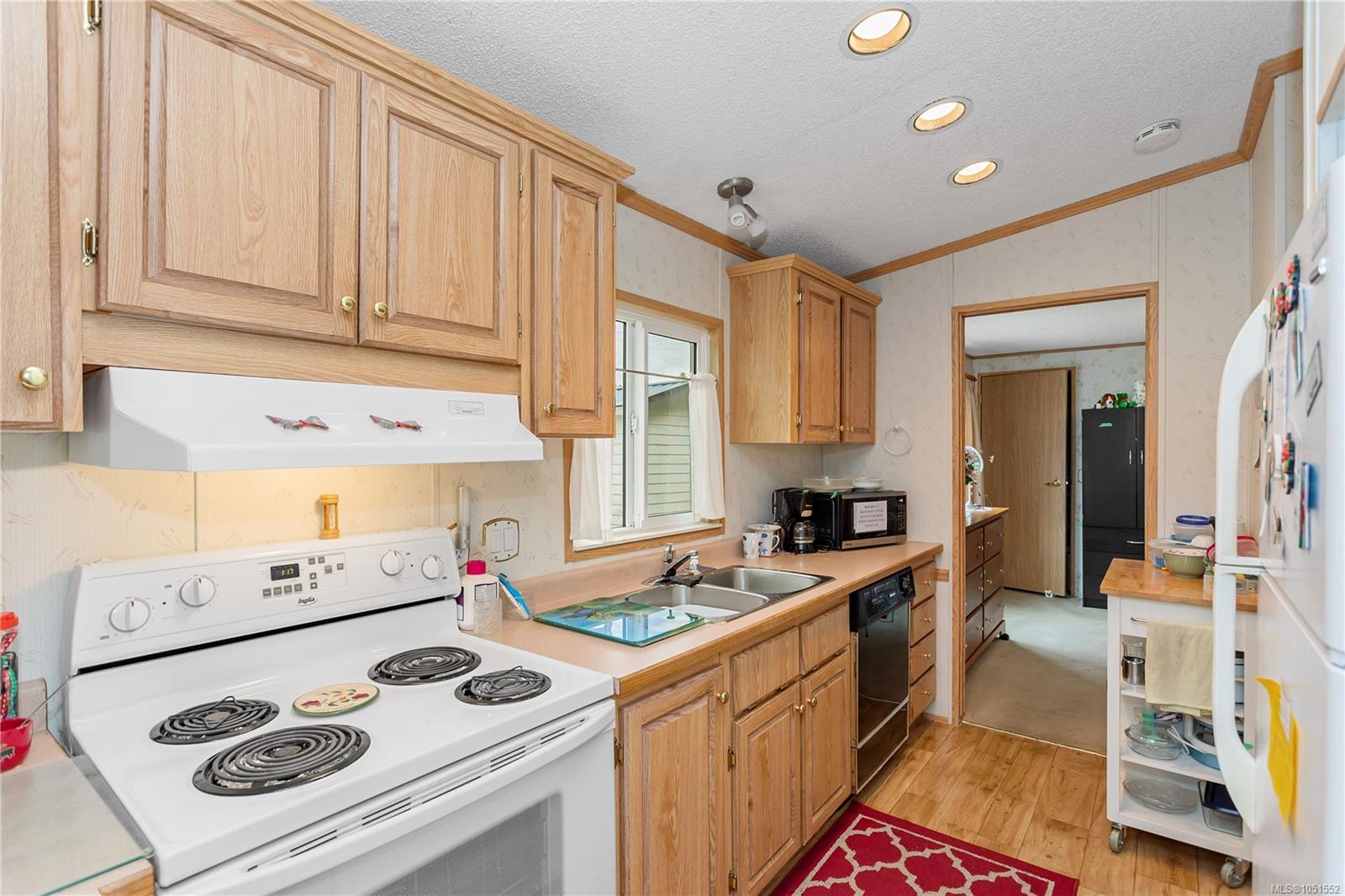 39-1048 Murchie Way — listing photo 4 of 20